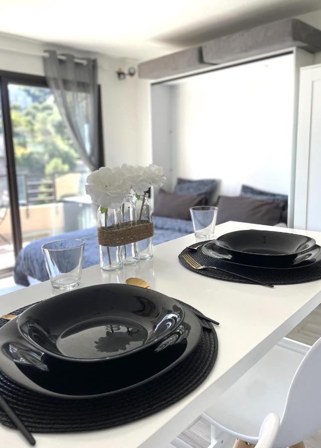 New Studio, Piscine Et Vue Mer • Proche De Monaco Бюсолей Екстериор снимка